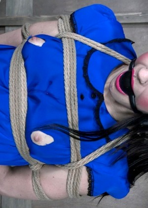 infernalrestraints Lydia Black pics