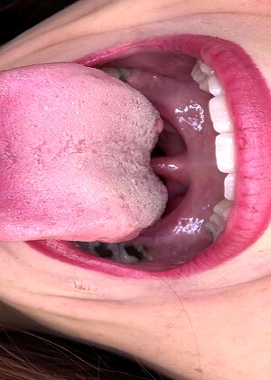 Insidemymouth Insidemymouth Model Valentinecomfreepass Close Up Masturbate