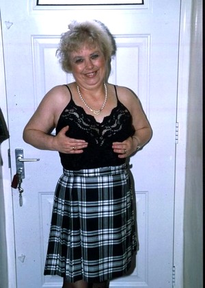 Isthatgrandma Isthatgrandma Model Crystal Clear Milf Premium Xxx