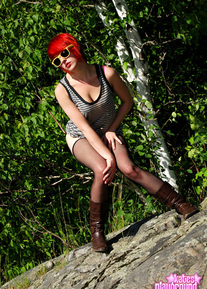 Kate Splayground Kate Splayground Model Underground Outdoor Pornpics