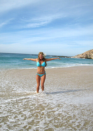 Kellymadison Kellymadison Model Vidioxxx Beach Ena