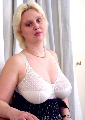 Kinkymaturesluts Kinkymaturesluts Model Hottest Wives Fotos