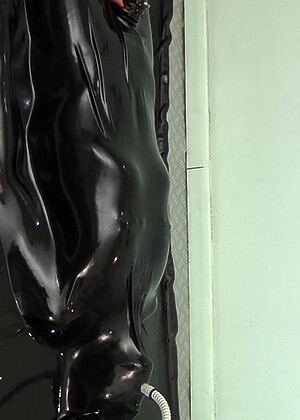 kinkyrubberworld Latex Lara pics