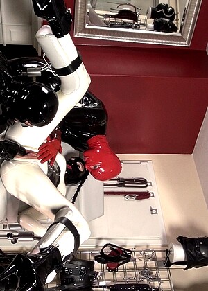 Kinky Rubber World