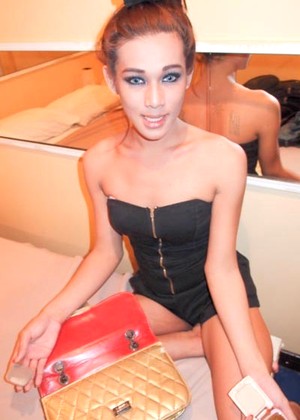 Ladyboysfuckedbareback Model pics