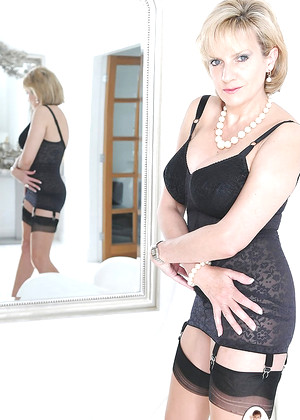 Ladysonia Ladysonia Model Classic Mature Actress