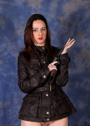 Leatherfixation Model pics