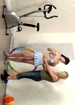 Lesbiansportvideos Model jpg 12