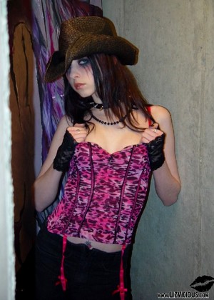 Liz Vicious pics