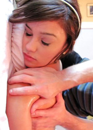 massagecreep Melanie Jane pics