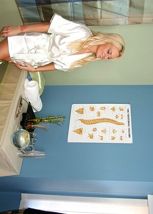 massageparlor Monica Mayhem pics