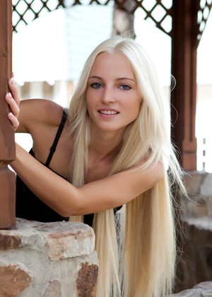 Metart Alysha A Secret Blonde Mobilevids