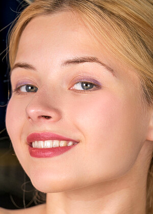 Metart Bianca Bell Massage Ukrainian Mobile Poren