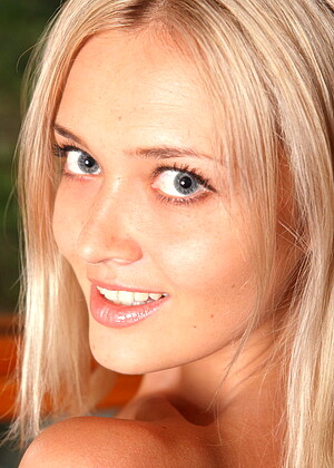metart Nelly A pics