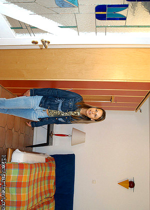 Mike Sapartment Model pics