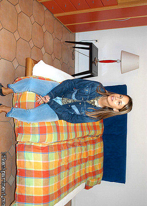 Mike Sapartment Model pics