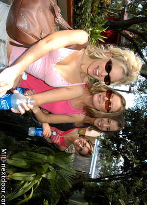 Milfnextdoor Milfnextdoor Model Hd Tits Mobileimage