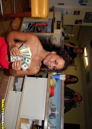 Moneytalks Model pics