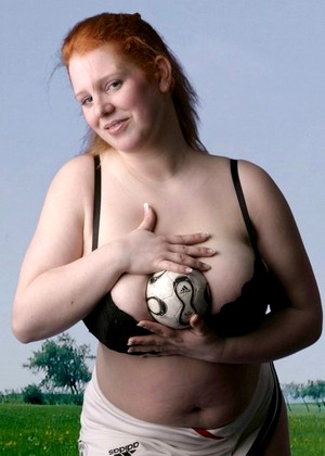 Naturebreasts Model pics