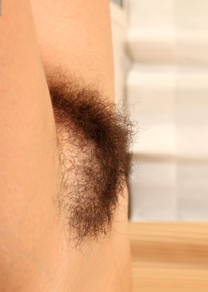 Nudeandhairy Penelope Cutey Hairy Armpits Wifi Video