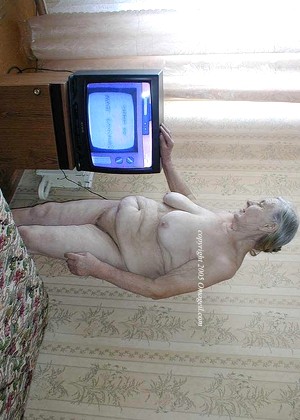 Omageil Oma Geil Features Granny Xxxbeauty