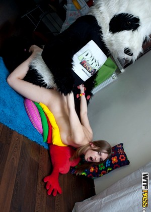 Pandafuck Model jpg 3