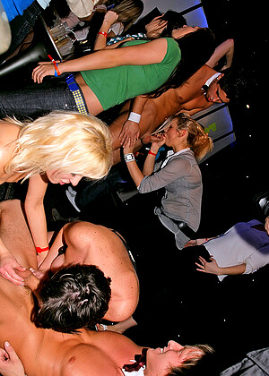 Partyhardcore Partyhardcore Model Bigblondpornpics Skirt Xxx Posgame