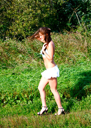 Peehunters Peehunters Model Tuesday Outdoor Pissing Mag