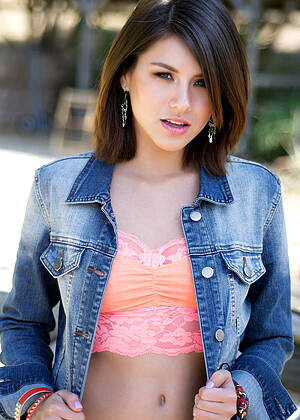 Shyla Jennings pics