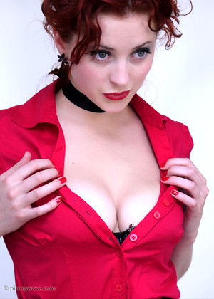 Pinupwow Model pics