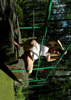 Pissingoutdoor Model jpg 2