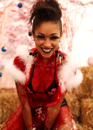 Skin Diamond pics