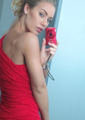 pornpros Nicole Aniston pics