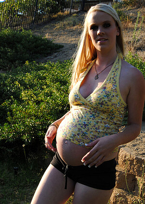 Pregnant Kristi