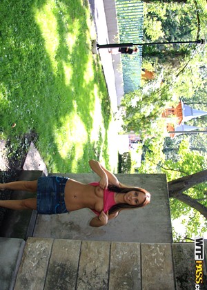 Publicsexadventures Model jpg 10