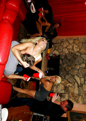 realslutparty Lizz pics