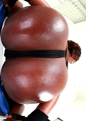 Roundandbrown Riomarxxx Billions Of Ebony Liveporn