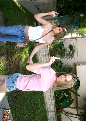 Ruthblackwell Model pics