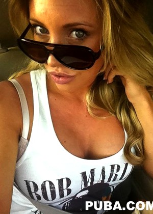 Samantha Saint