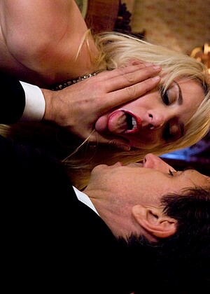 sexandsubmission Missy Woods pics