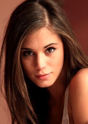 Little Caprice jpg 4