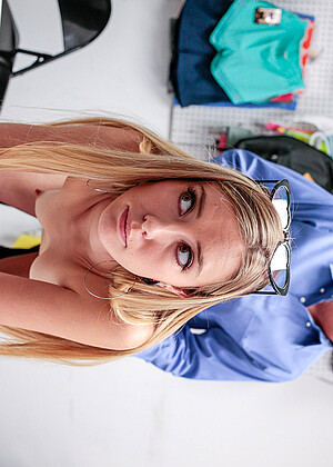 shoplyfter Haley Reed pics