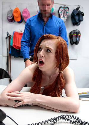 shoplyfter Madi Collins pics