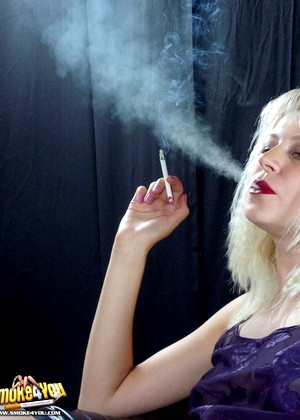 Smoke4u Smoke4u Model Hot Smoking Videos Heaven