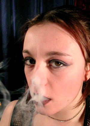 Smokingvideos Katrianna Admirable Teen Xxxmobi
