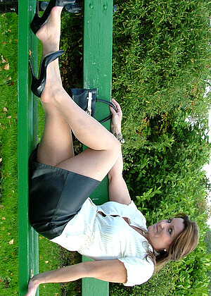 Stilettogirl Stilettogirl Model Ngangkang Outdoor 40something