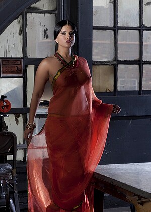 Sunny Leone pics