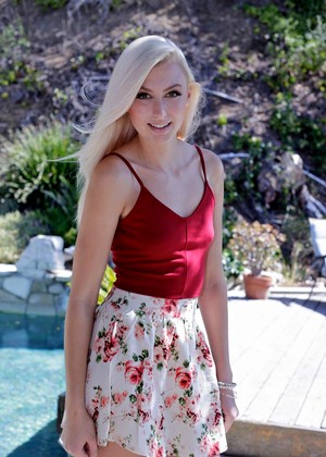 Alexa Grace jpg 13