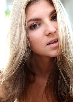 Gina Gerson pics