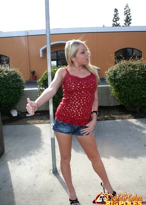 tightholesbigpoles Shawna Lenee pics